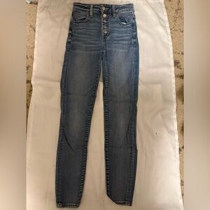 American Eagle Outfitters High Rise Blue Jeans